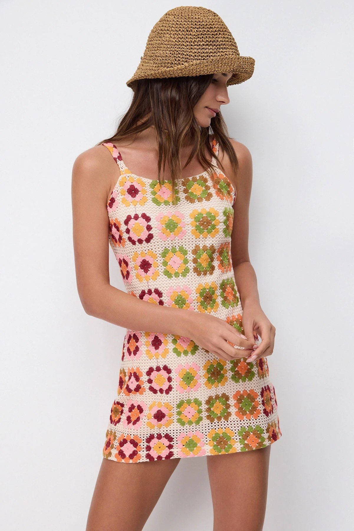 Trägerloses Minikleid