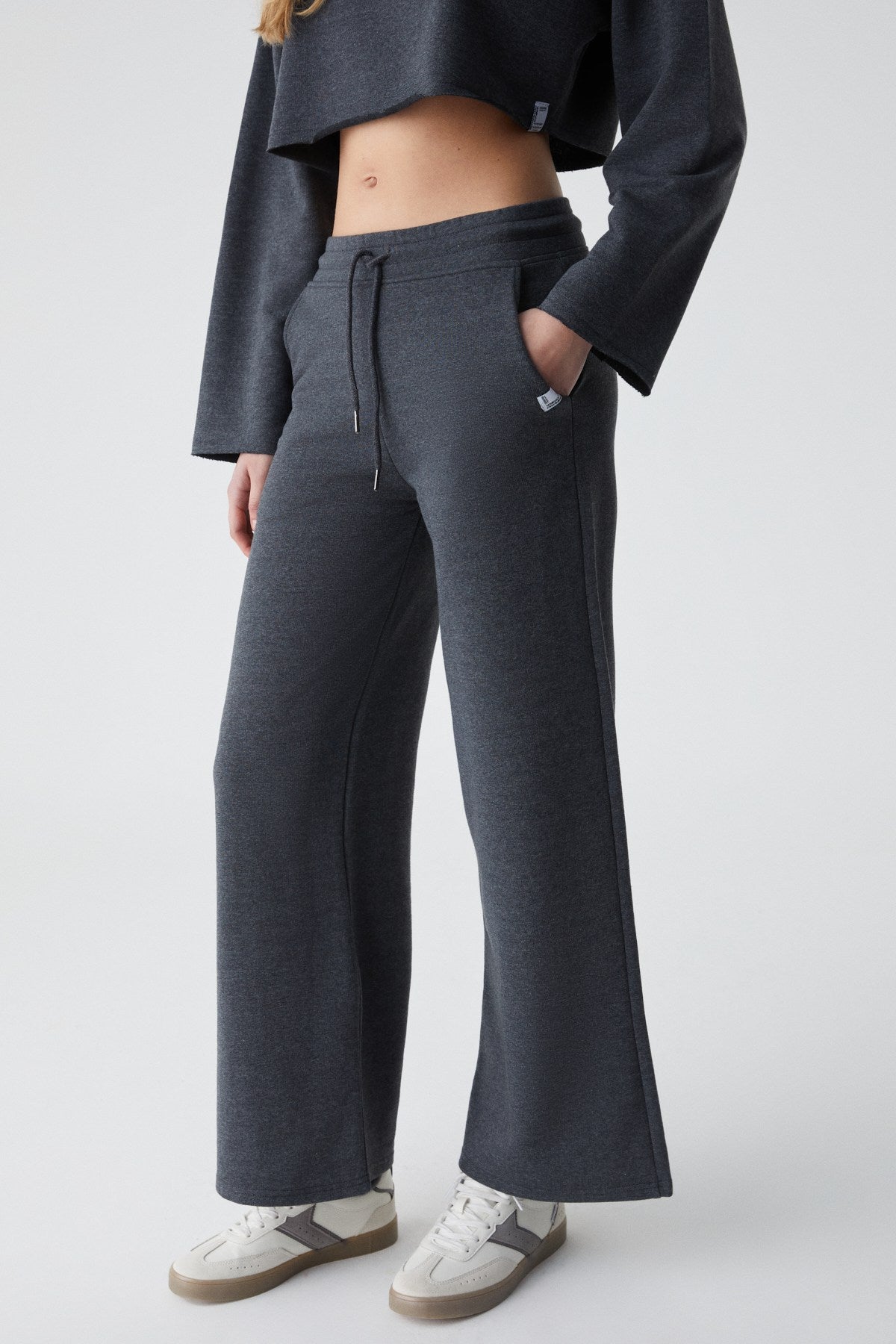 KLIOS Damen Weites Slim-Trainingsanzug-Set