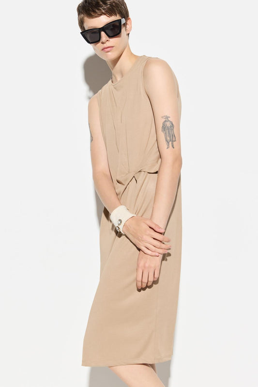 Ärmelloses Midikleid mit Rundhalsausschnitt