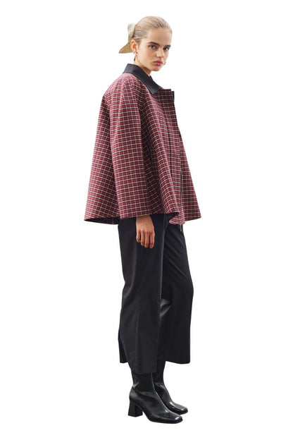 Trenchcoat mit Kontrastkragen, schwarz