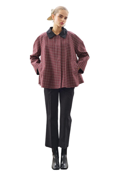 Trenchcoat mit Kontrastkragen, schwarz