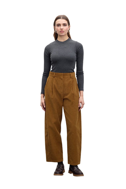 Kordhose Baggy in Rostfarbe