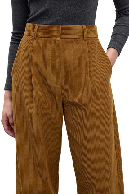 Kordhose Baggy in Rostfarbe