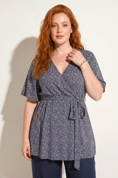Musterbluse mit Schalkragen
