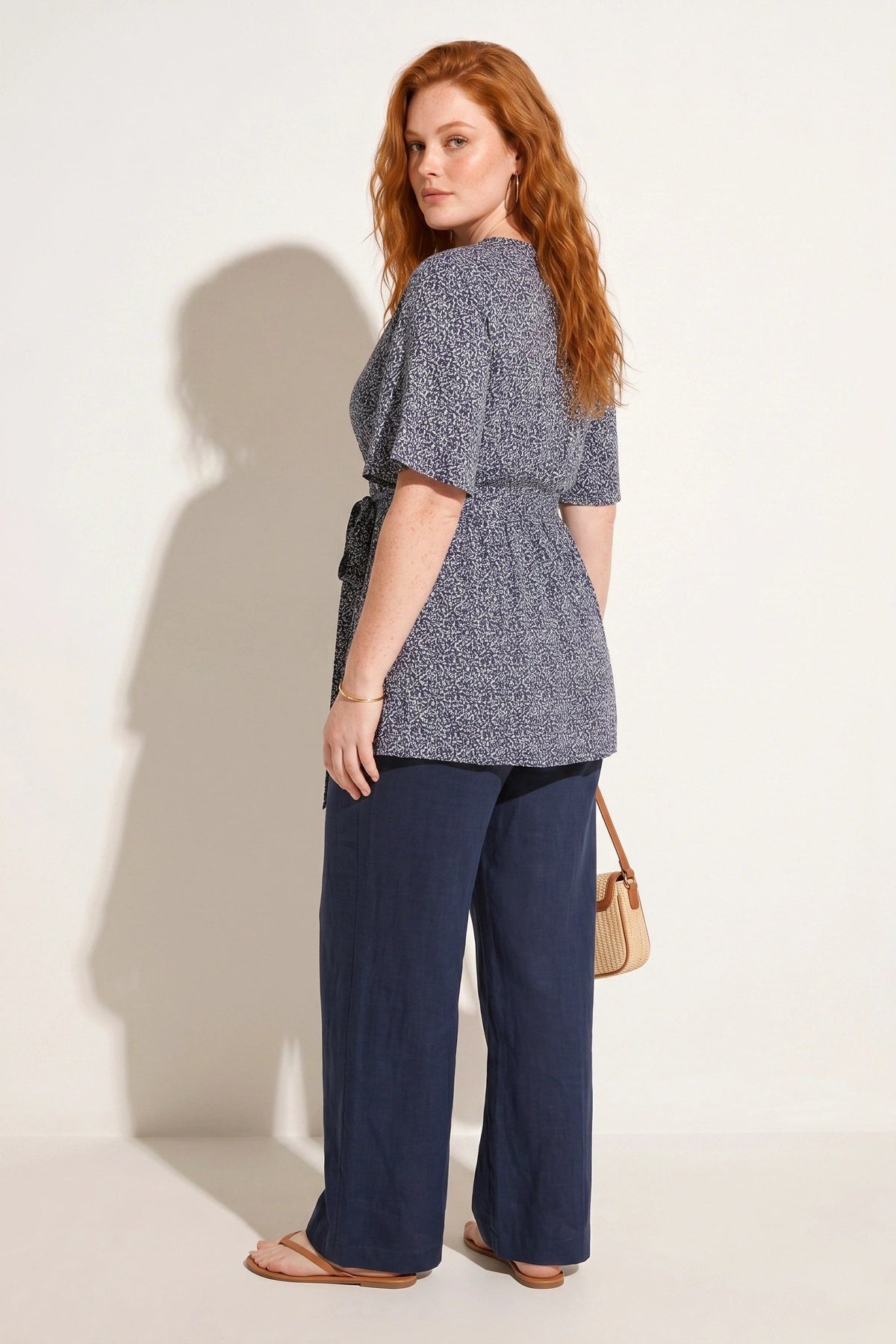 Musterbluse mit Schalkragen