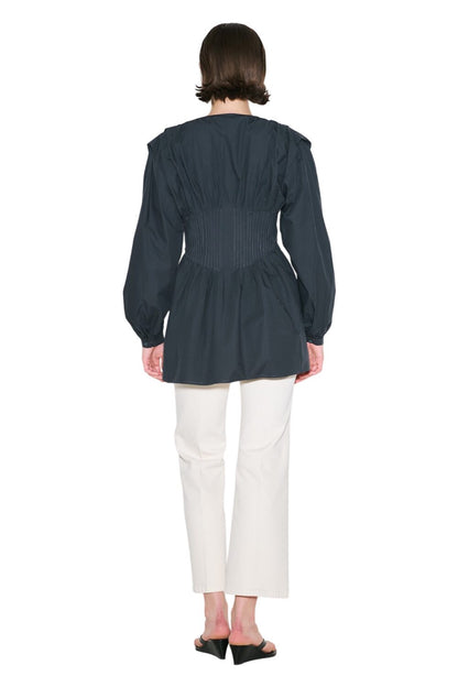 LANGÄRMLIGE BLUSE MIT FINISTELEIZEN IN DER TAILLE, ECRU