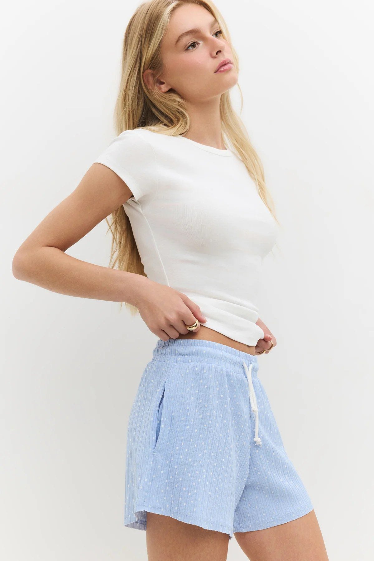 Bequeme Mini-Shorts mit elastischem Bund
