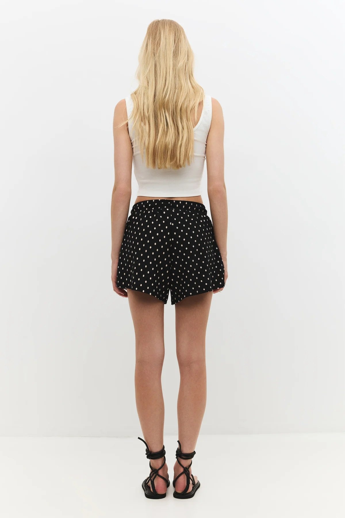 Bequeme Mini-Shorts mit elastischem Bund