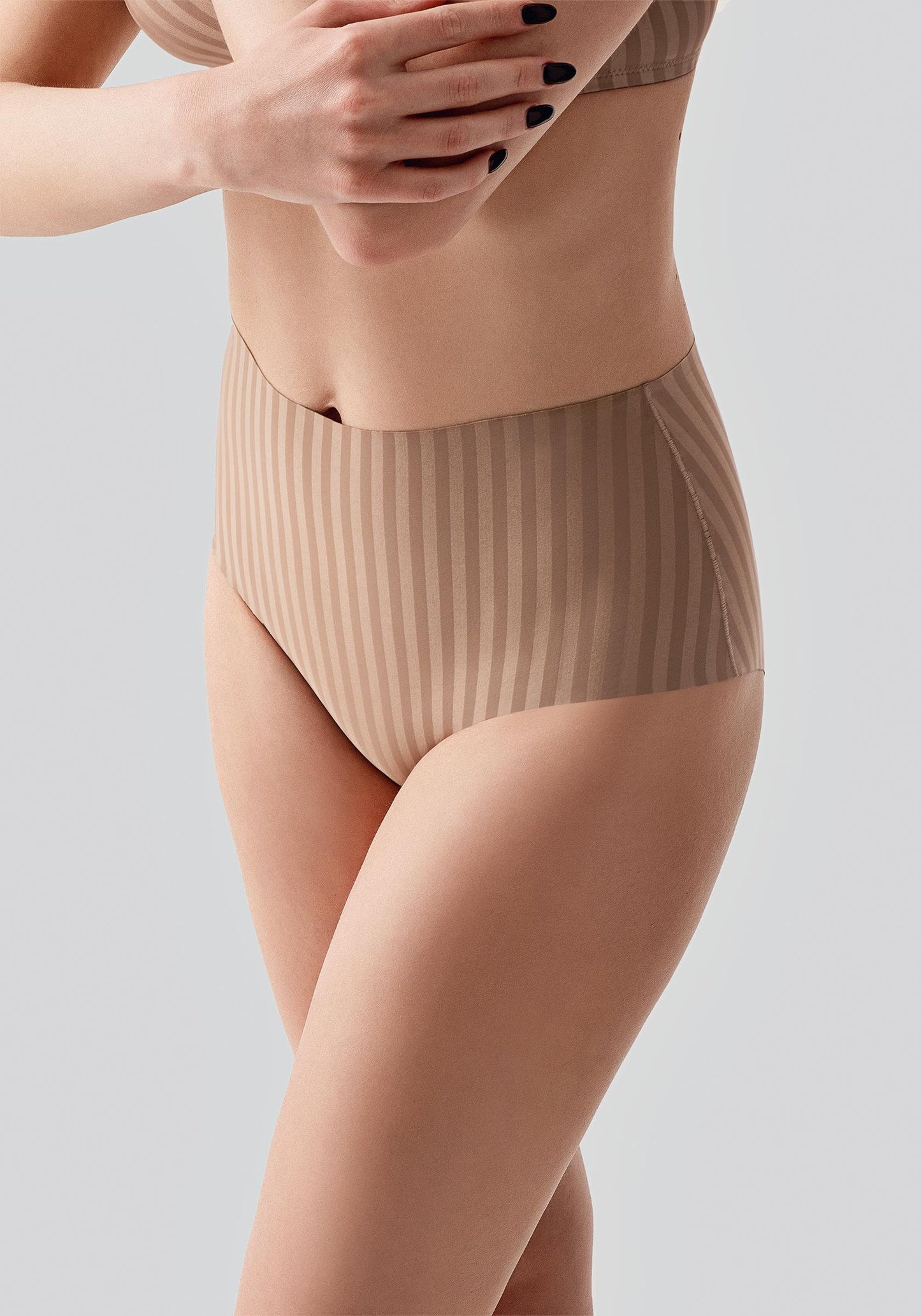 Laser Cut Hohe Taille Slip C19211 Cappuccino