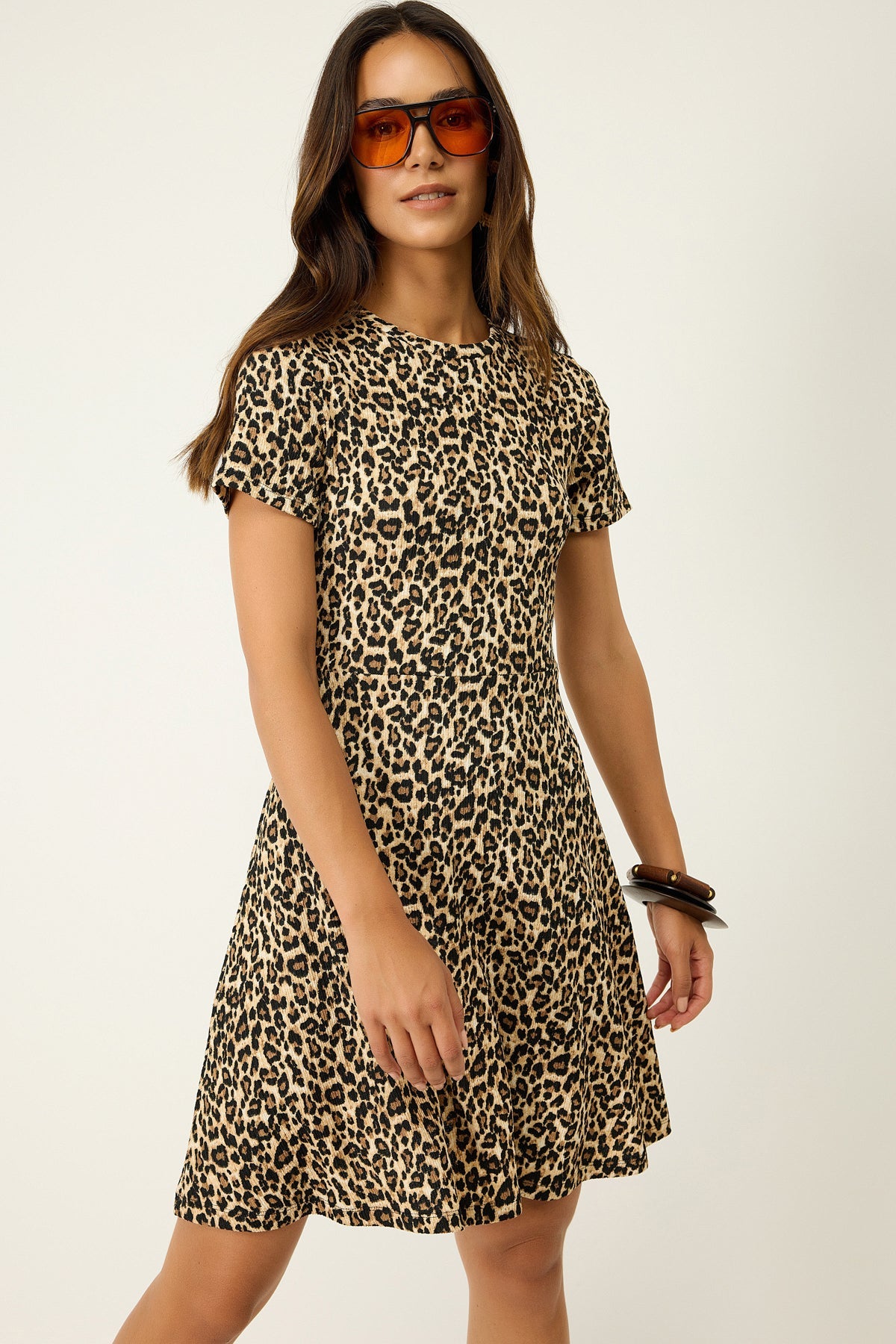 Minikleid mit Leopardenmuster und Rundhalsausschnitt