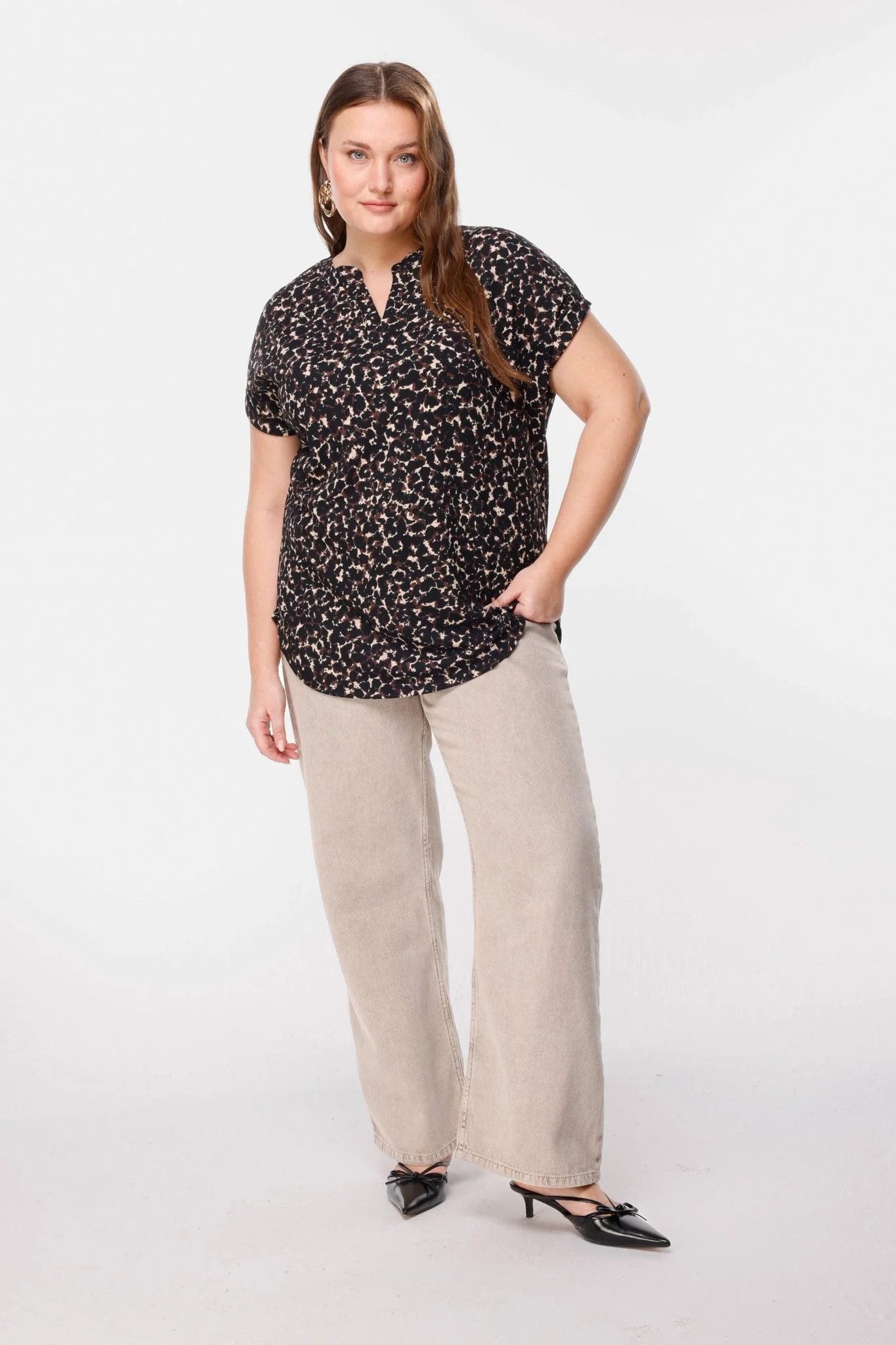 Bluse mit Leopardenmuster und Struktur