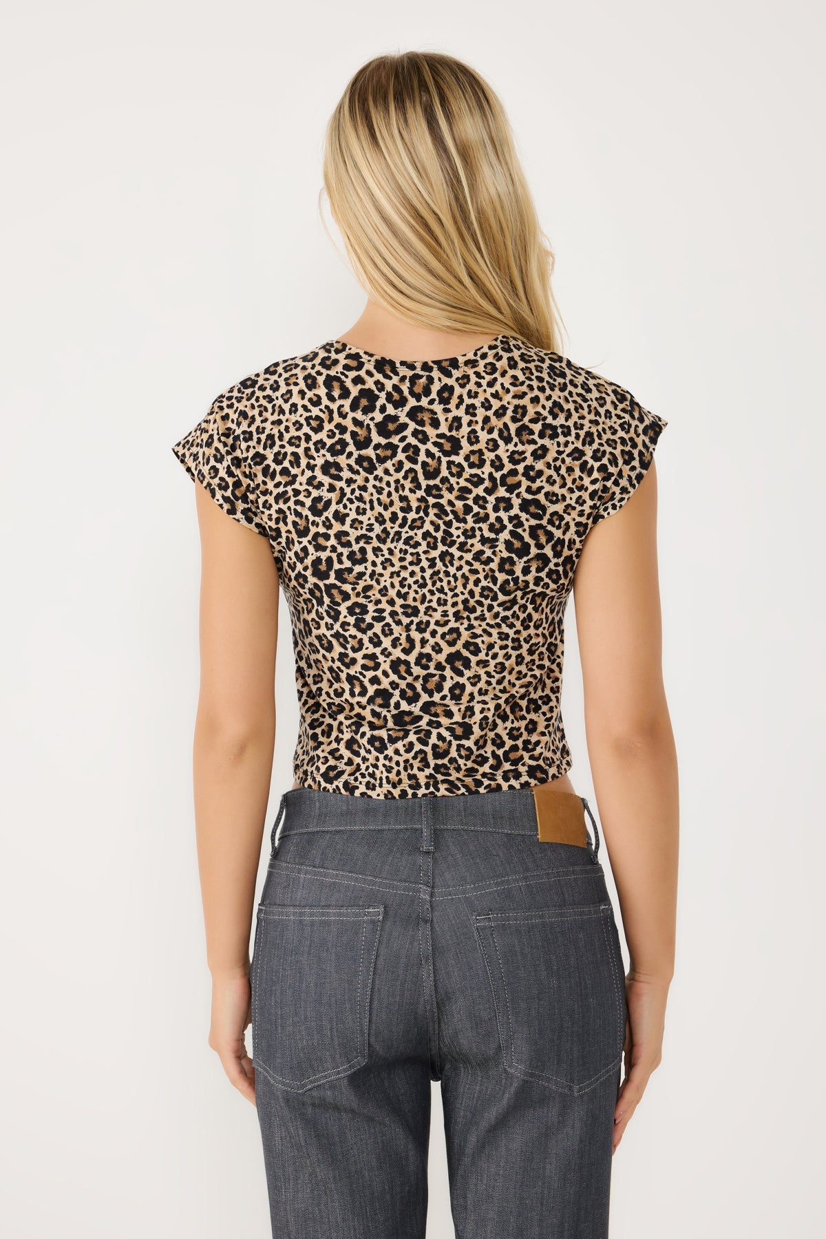 Kurzarm-T-Shirt mit Leopardenmuster