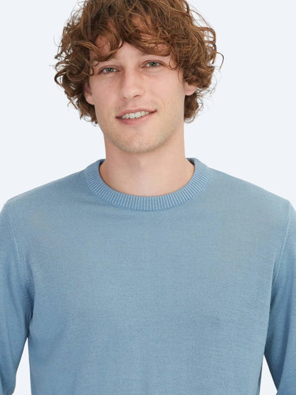 Hellblaues Strick-Sweatshirt