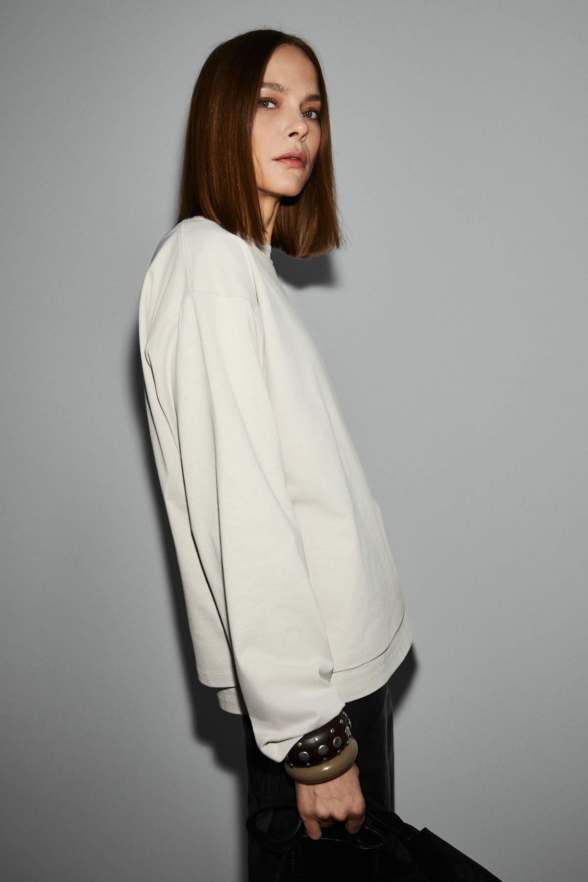 GRIMELANGE Damen Oversized Bio-T-Shirt Steinfarbe