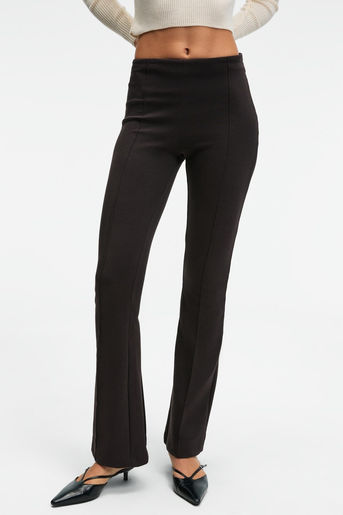 ETHIQUET LYSAVINE Damen Slim Fit Hose Dunkelbraun