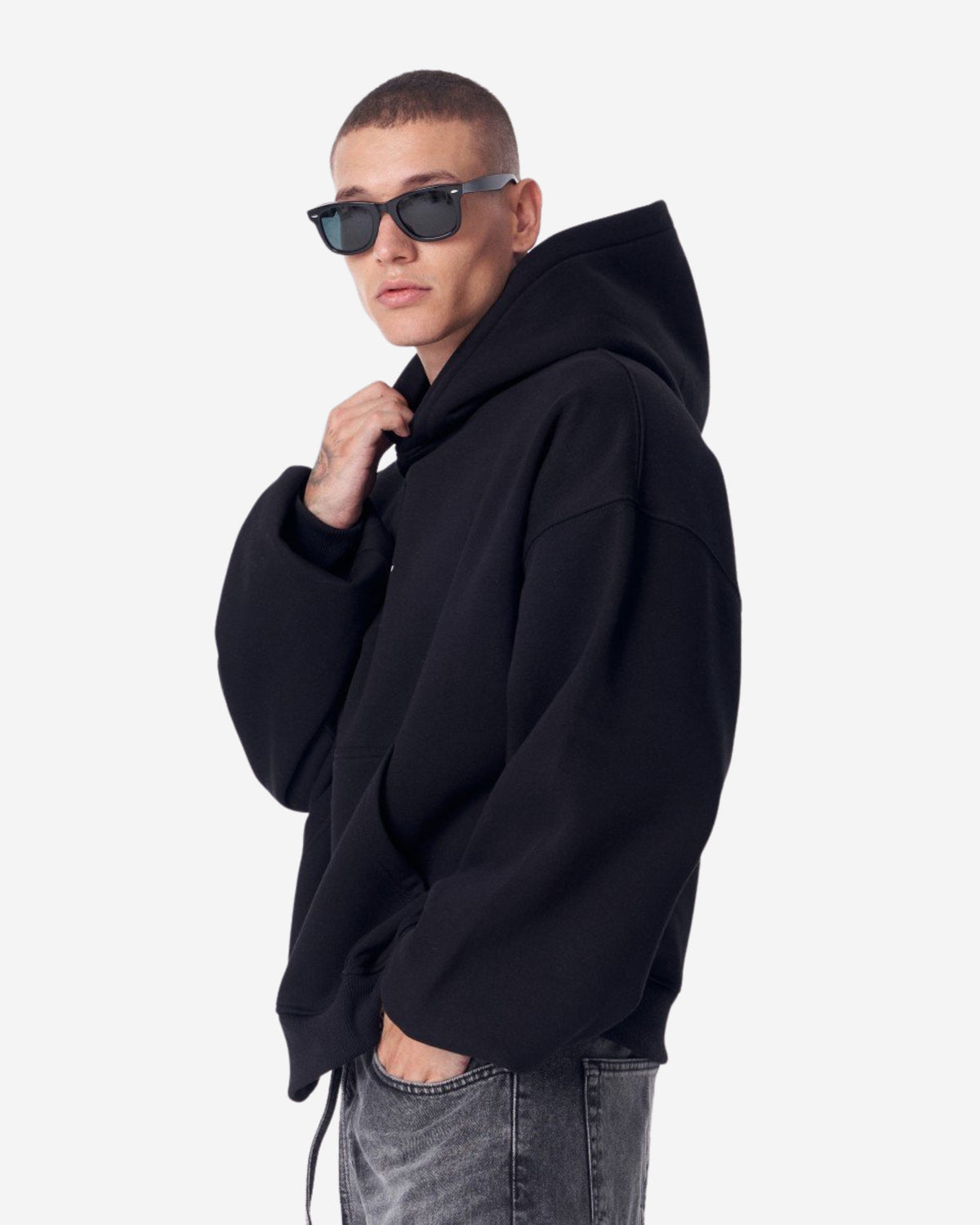 Schimmernder 3D-bestickter Kapuzen-Weißer Pullover von Mandala Plastik