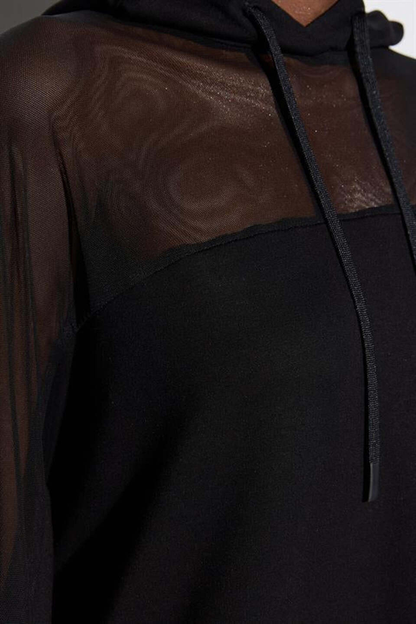 Kapuzenpullover aus Tüll
