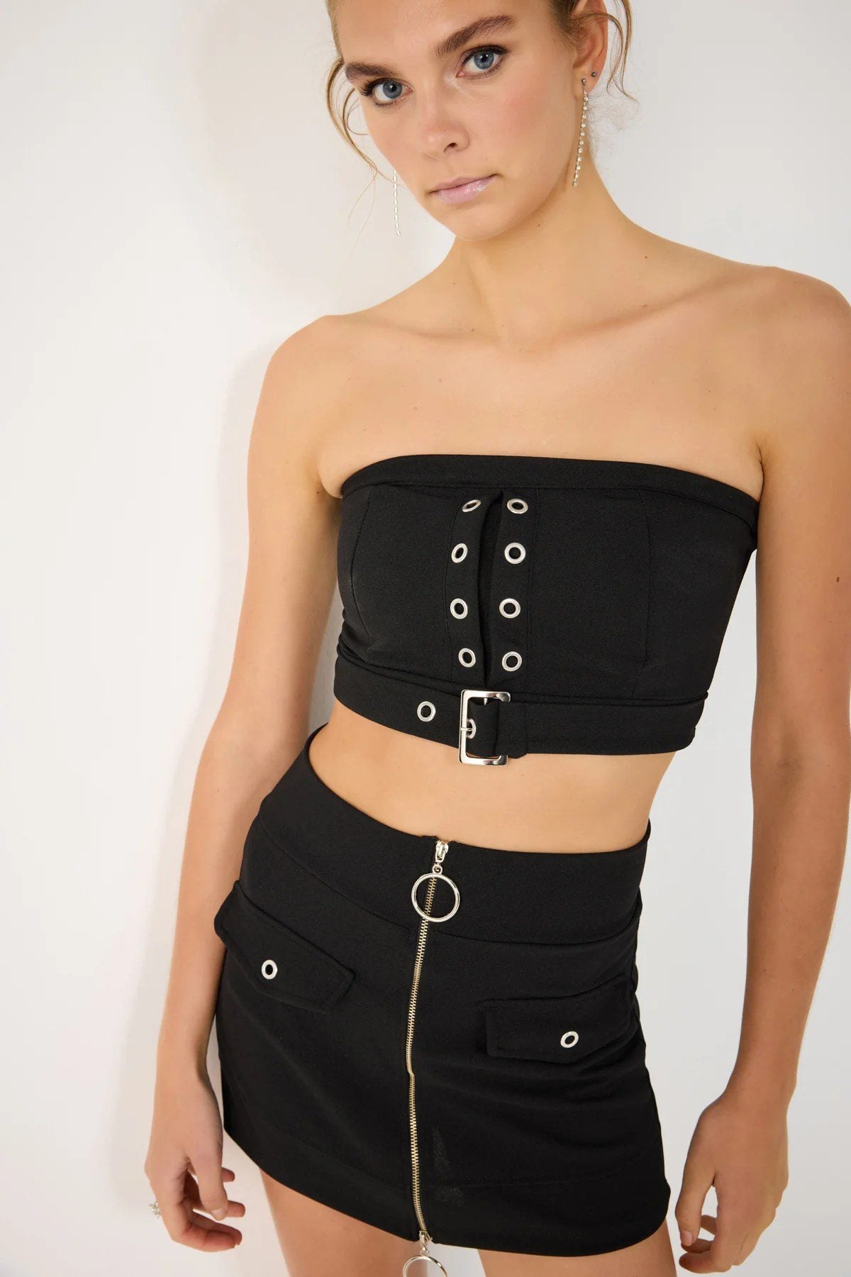 Set aus Ober- und Unterteil mit Metalldetails