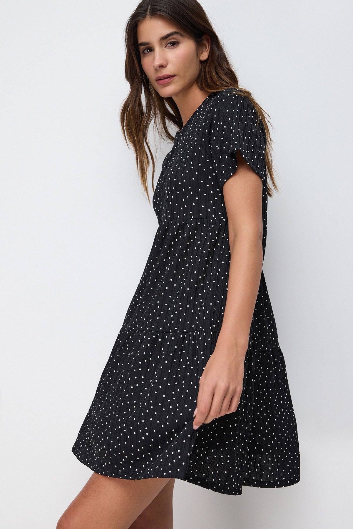 Ausgestelltes, kurzärmeliges Minikleid