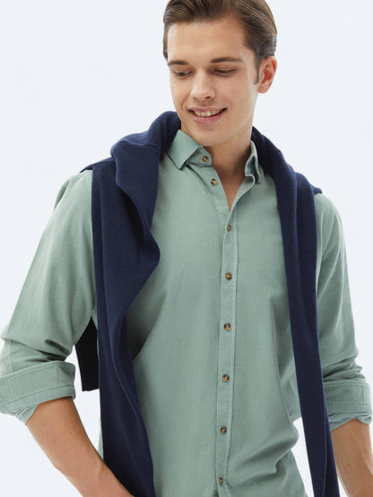 Minzfarbendes Ripp-Shirt aus Baumwolle
