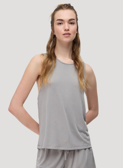 Langes Tanktop mit gekreuztem Rückendesign, aus Modal-Gewebe