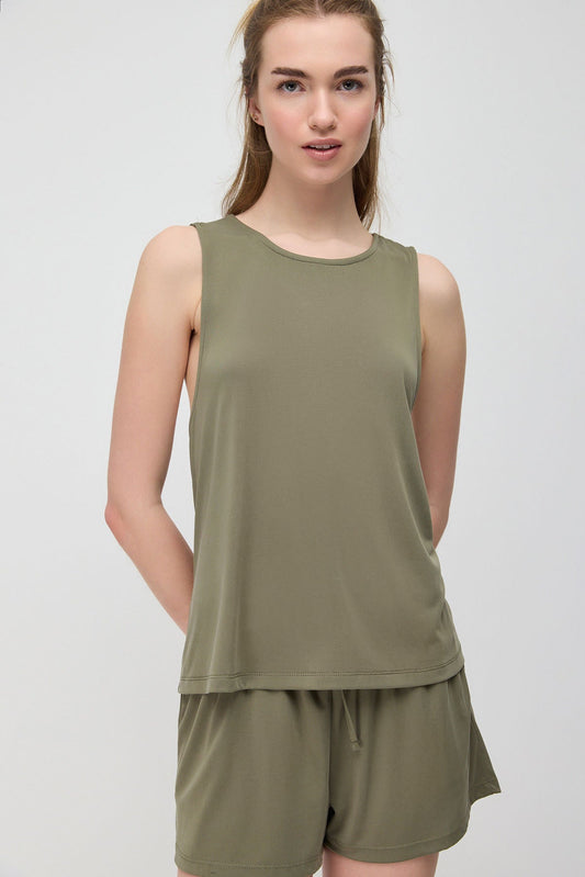 Langes Tanktop mit gekreuztem Rückendesign, aus Modal-Gewebe