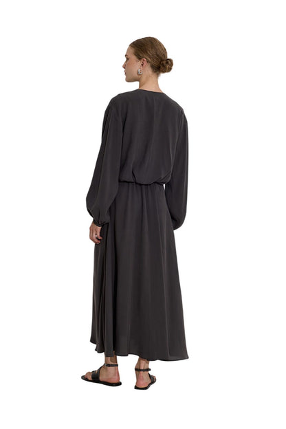 Modales Wickelkleid mit langen Ärmeln, Khaki