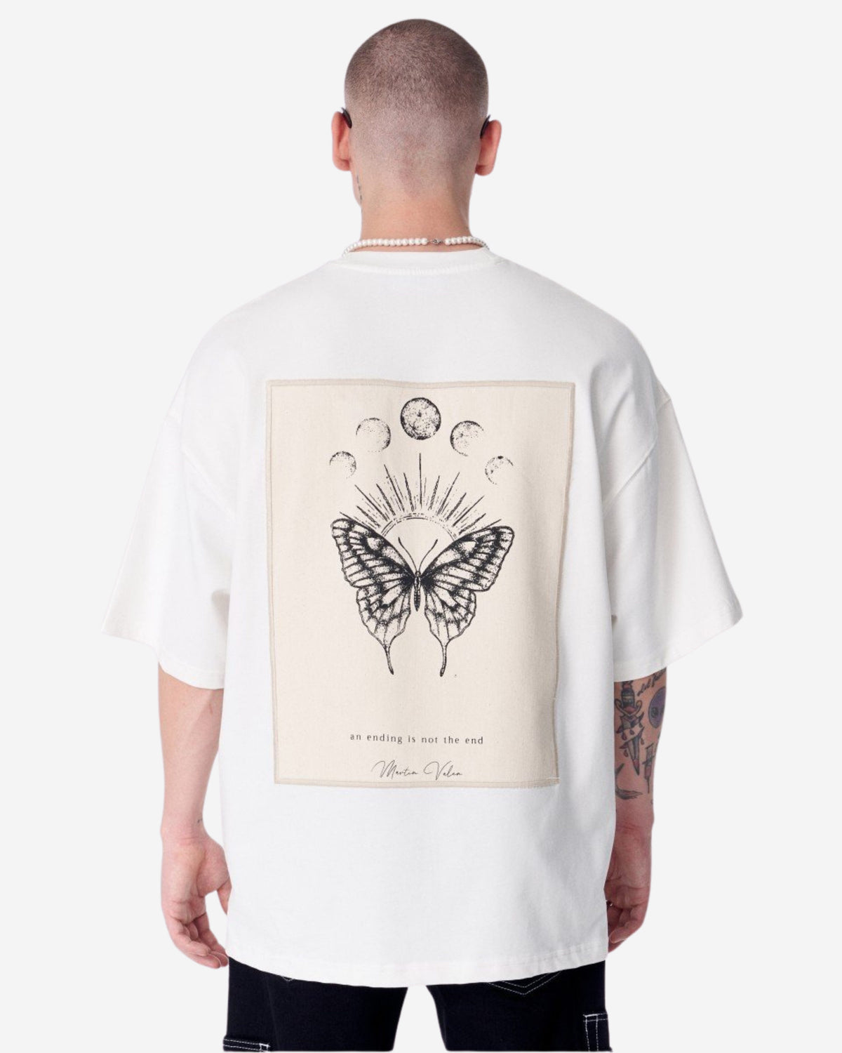 Monarch Schleife Schwarzes T-Shirt - Groß