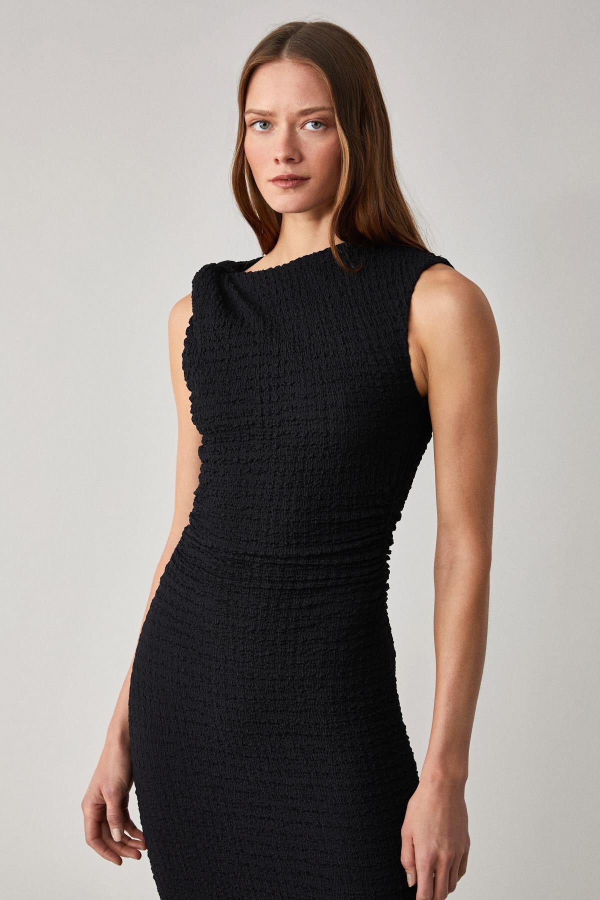 MORFY Damen Ärmelloses Midikleid