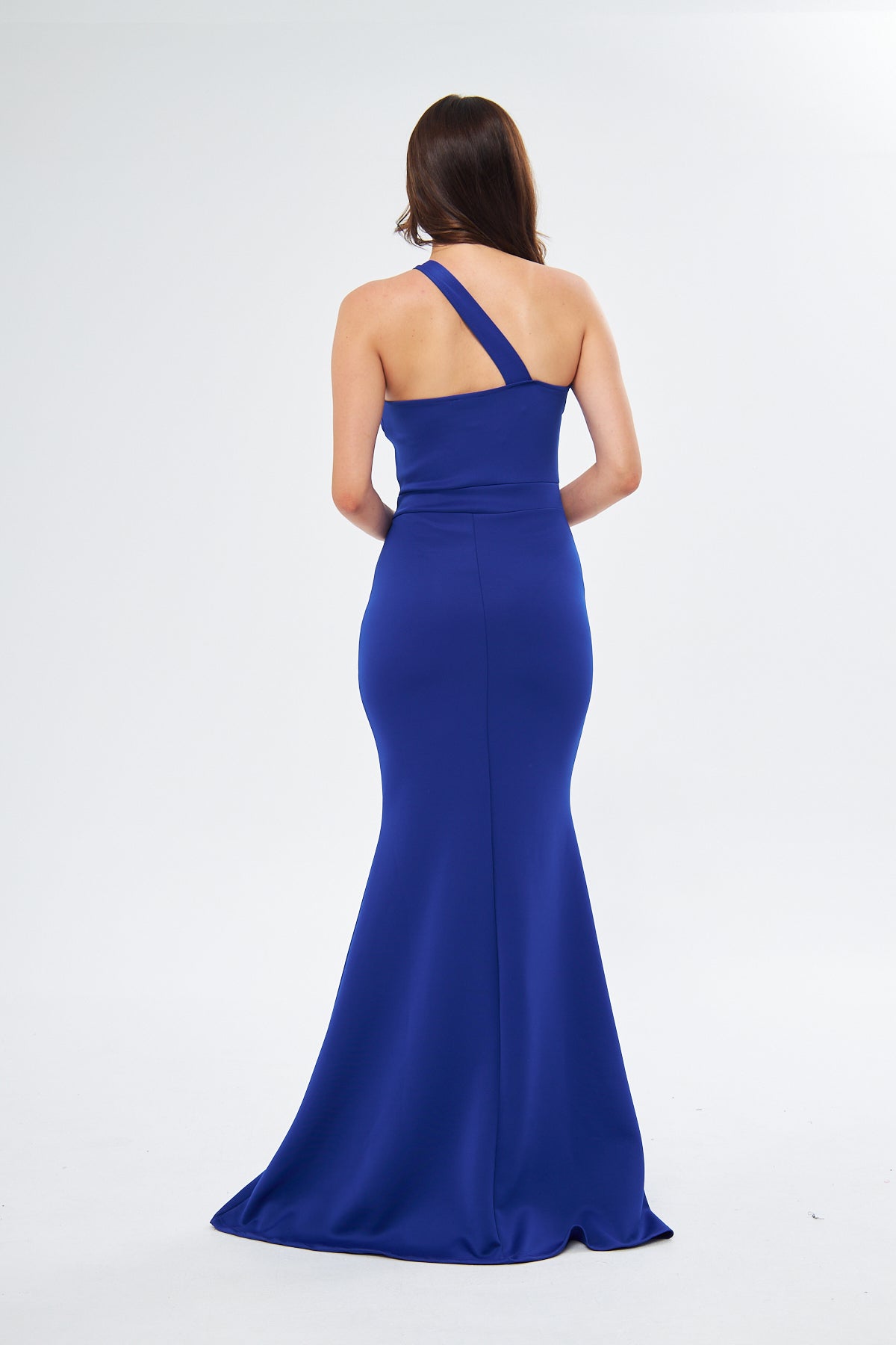 Maxikleid mit asymmetrischem Ausschnitt