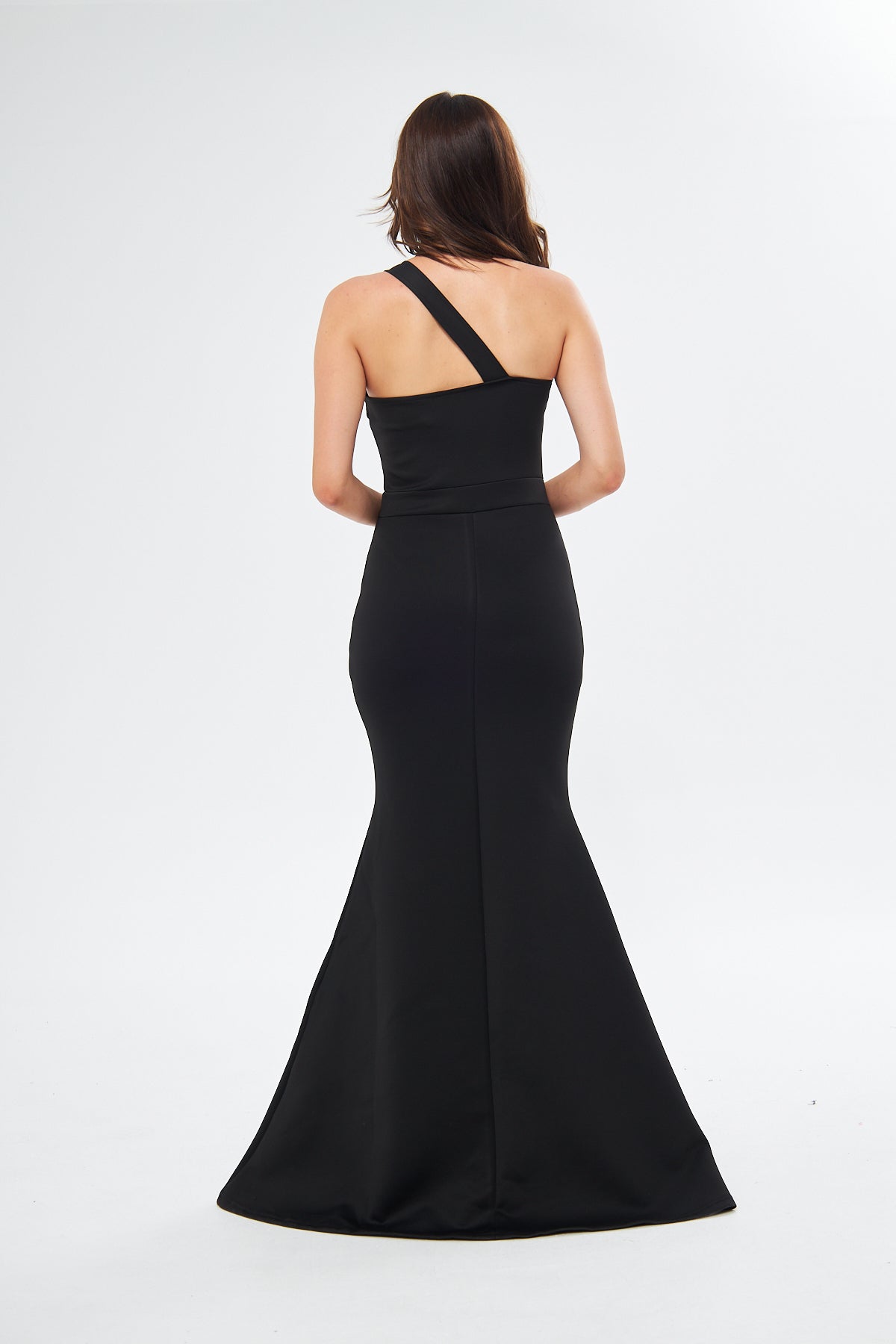 Maxikleid mit asymmetrischem Ausschnitt