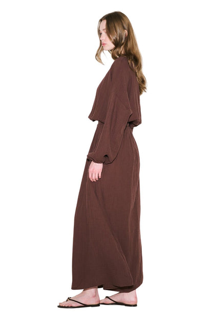 MUSLINKLEID MIT GERAUTER TAILLE, SCHWARZ.