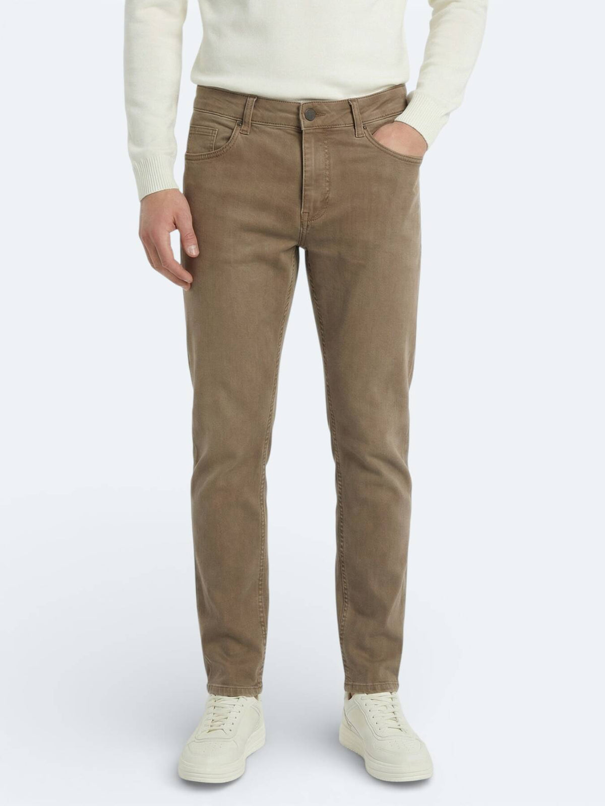 Senfgelbe, schmal geschnittene Jeans aus Baumwollmischgewebe