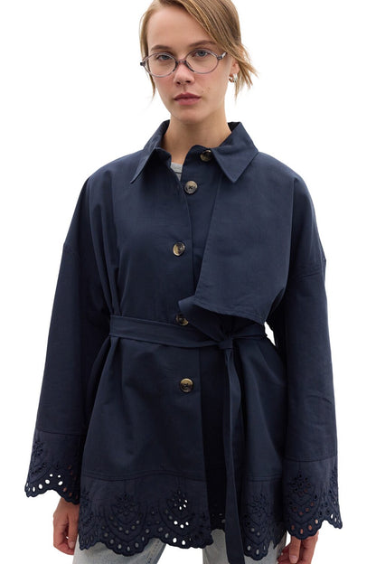 GESTICKTES DESIGN TRENCH COAT SCHWARZ