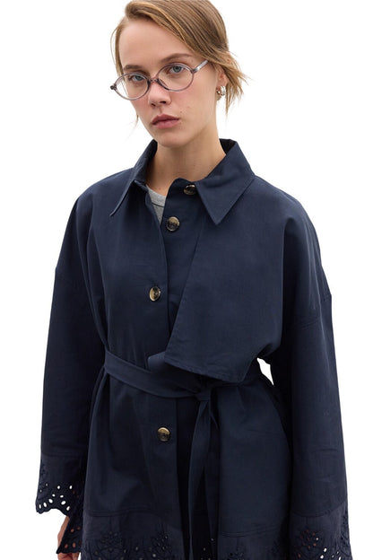 GESTICKTES DESIGN TRENCH COAT SCHWARZ