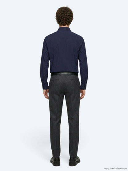 Marineblaues Freizeitstrickshirt Regular Fit