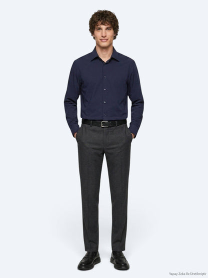 Marineblaues Freizeitstrickshirt Regular Fit