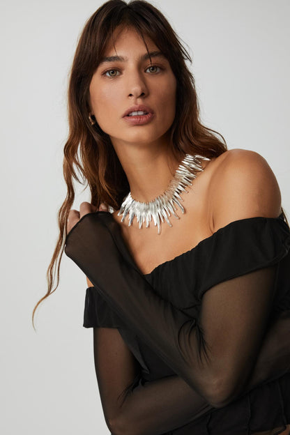 NERYS Damen Mesh Bardot-Bluse