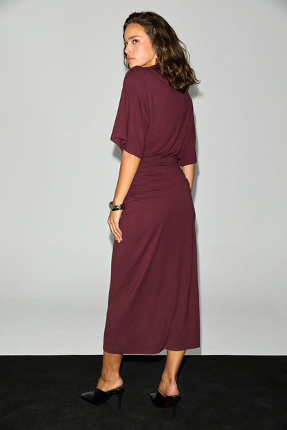 NOVAIRE Damen Maxikleid gepolstert