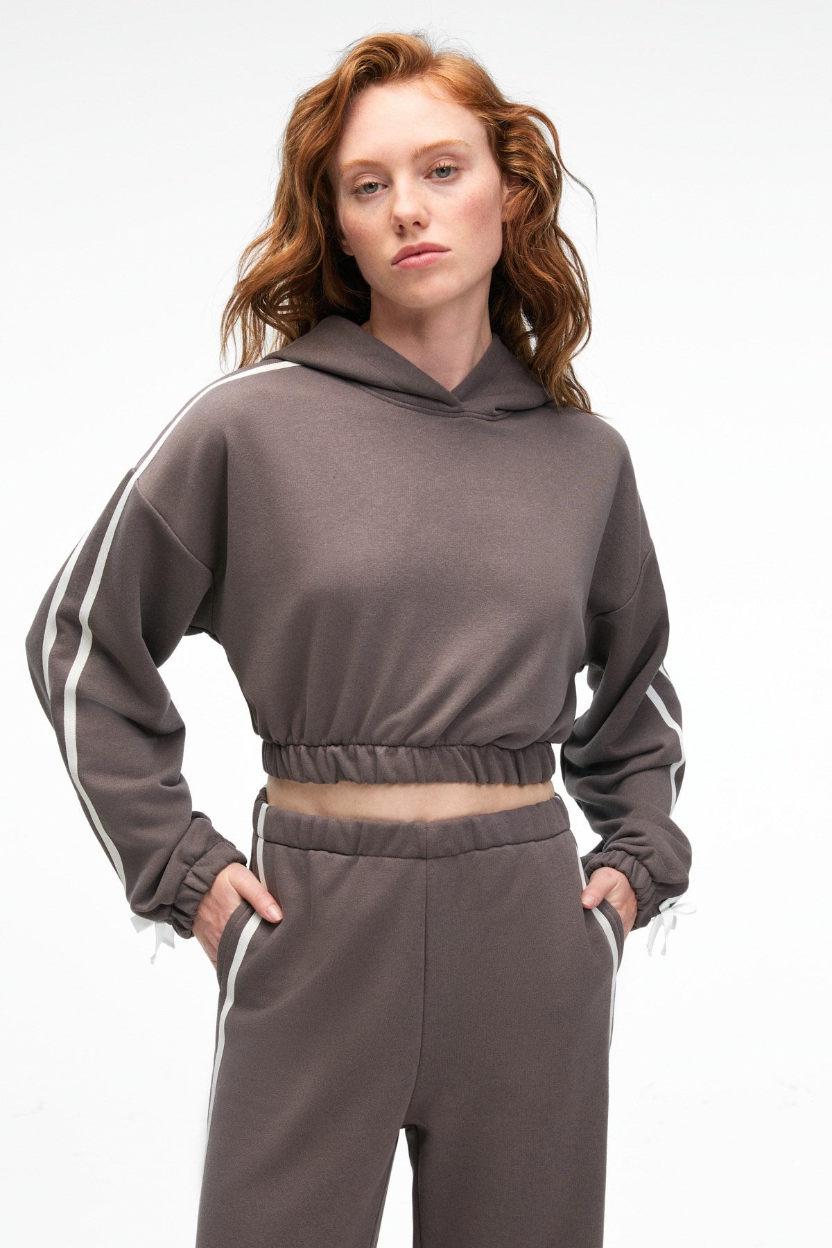 NYRELLA Oversize Jogger Seitenstreifen