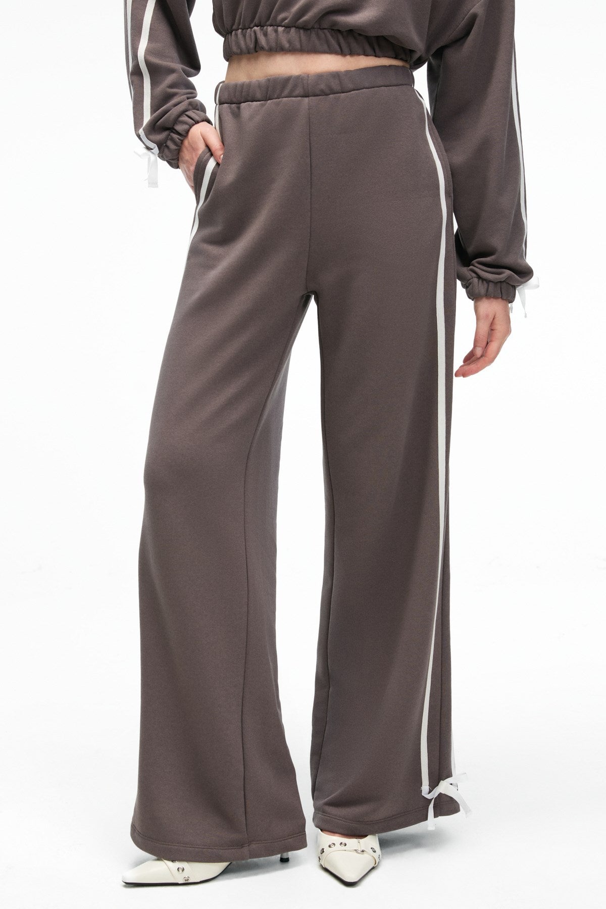 ETHIQUET NYRELLA Oversize Jogger Seitenstreifen Anthrazit