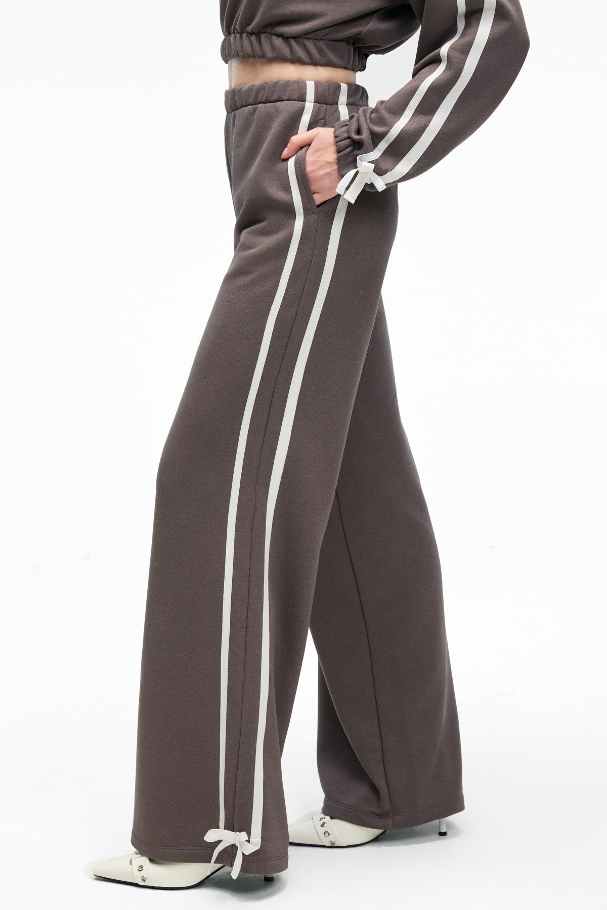 ETHIQUET NYRELLA Oversize Jogger Seitenstreifen Anthrazit