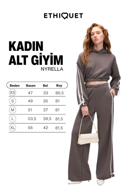 NYRELLA Oversize Jogger Seitenstreifen