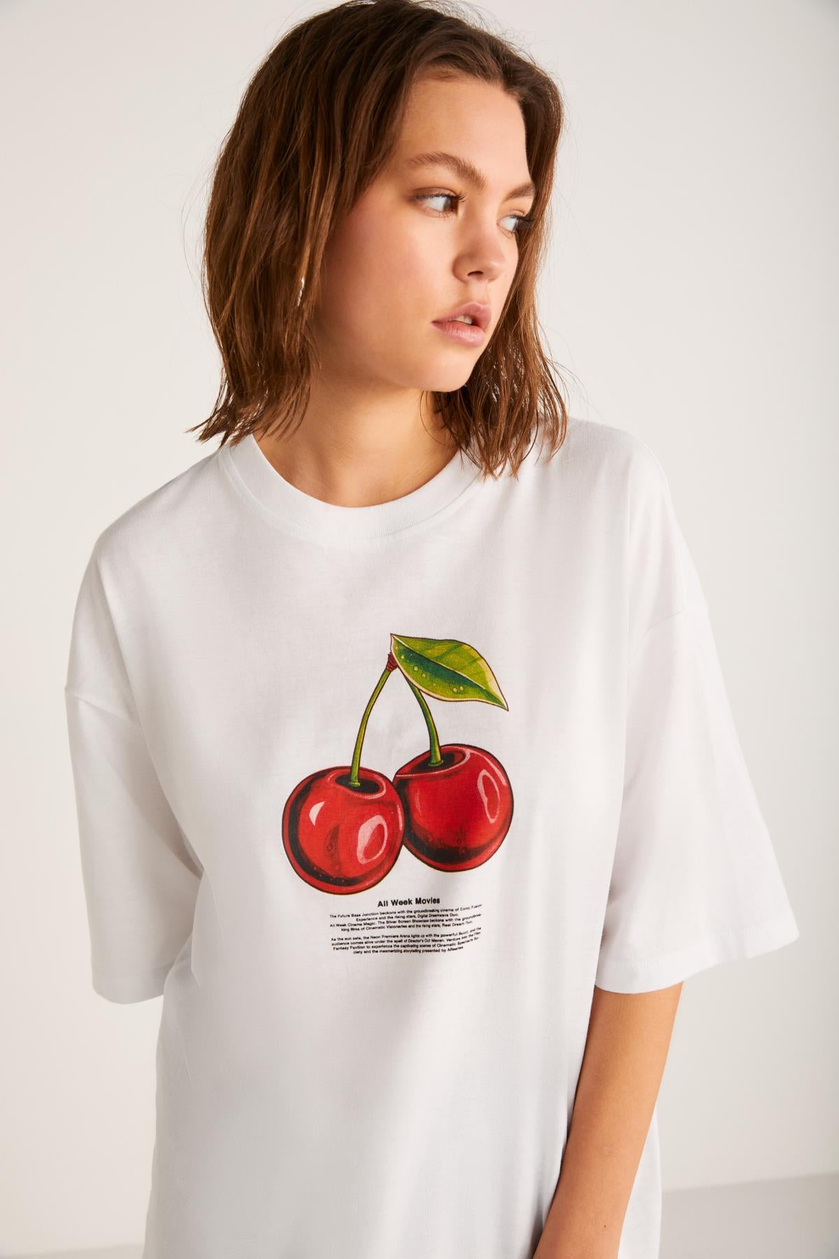 GRIMELANGE ODALYS Basic Oversized T-Shirt Weiß