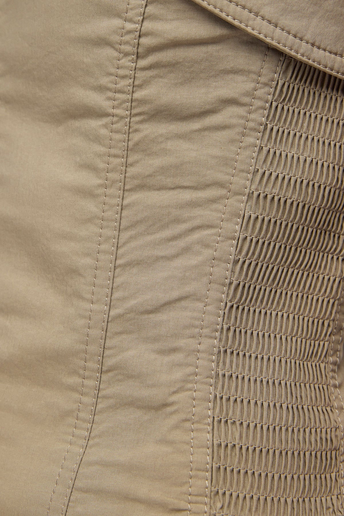 Gewebtes Bustier mit Reißverschluss vorne