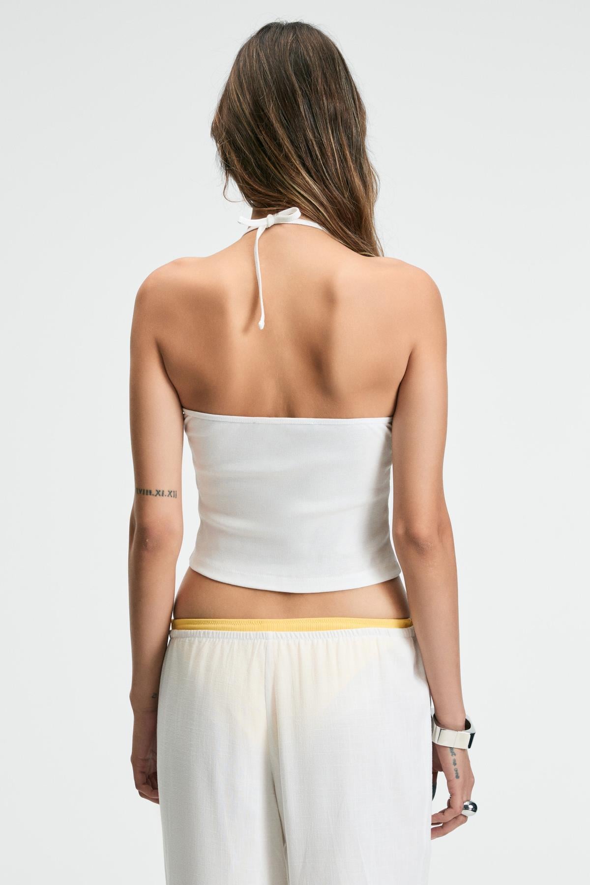 ETHIQUET OLIYSES Damen Neckholder-Weste mit Schnürung Ecru