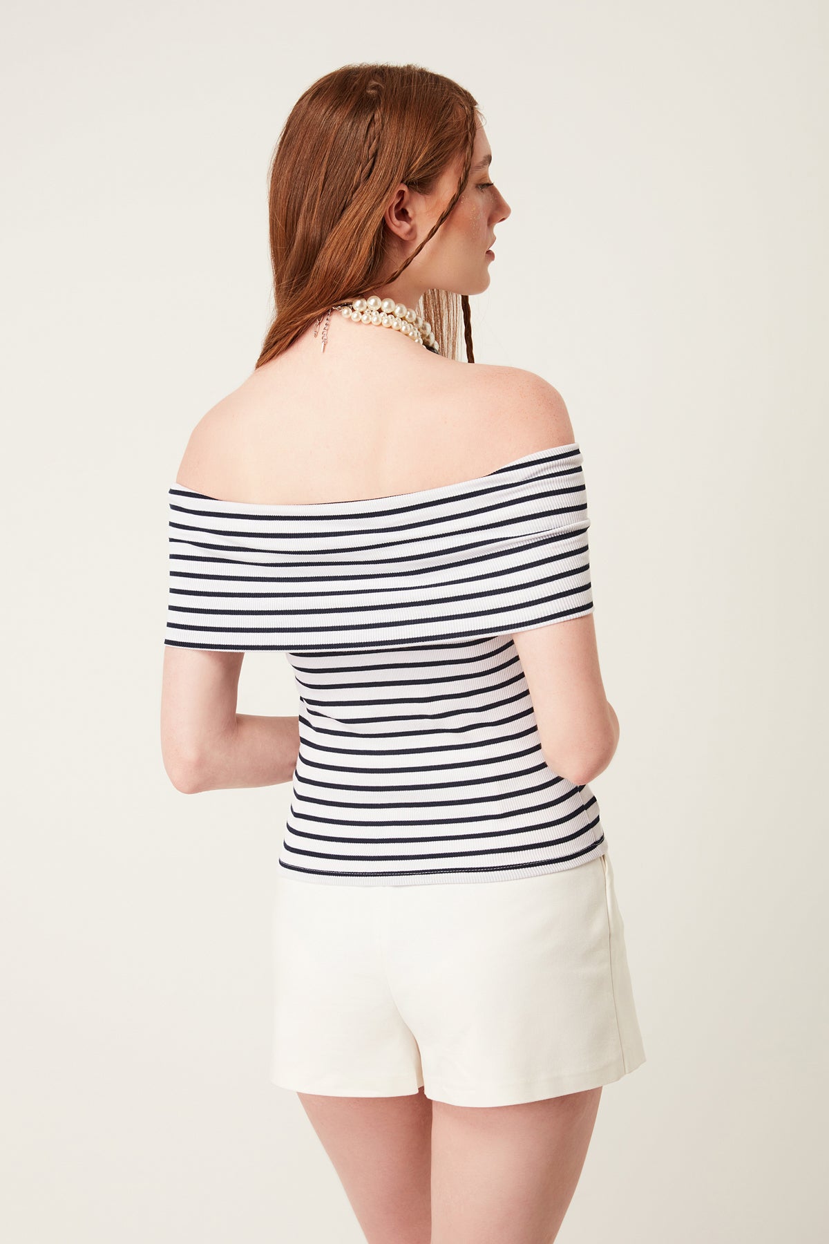 Off-Shoulder Ball