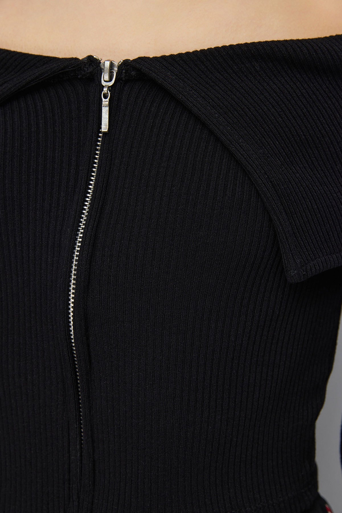 Strickpullover mit Knopfdetails