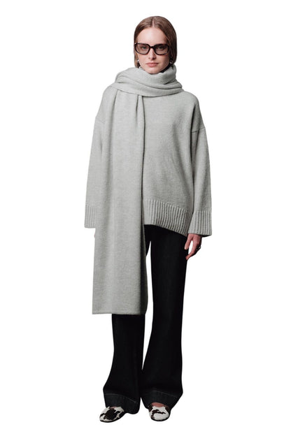 ÜBERGRÖSSERTER, WEICHER PULLOVER, BLAU