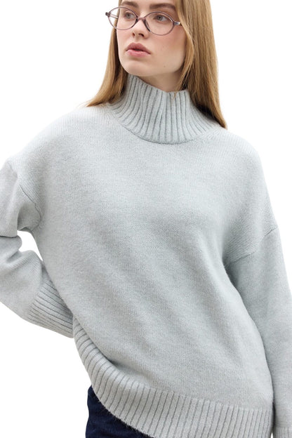 ÜBERGRÖSSERTER, WEICHER PULLOVER, BLAU